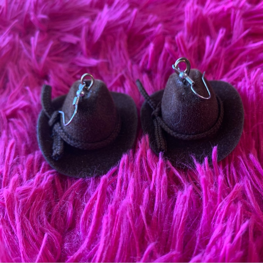 SOLD🍁HANDMADE Cowboy hat earrings